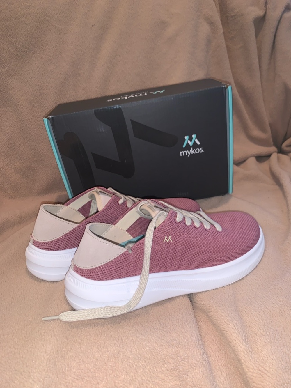 Mykos LaceUp Winona Sneaker in Dark Rose - Picture 3 of 5